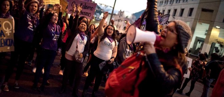 El machismo en contra de las mujeres en la primera línea de defensa de los derechos humanos y las redes como respuesta