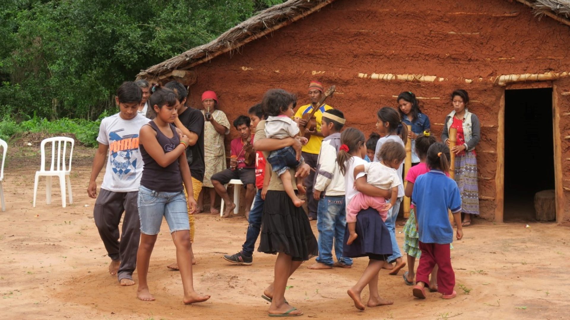 ¿Deja atrás el Comité de Derechos Humanos a la Corte IDH en materia de pueblos indígenas?