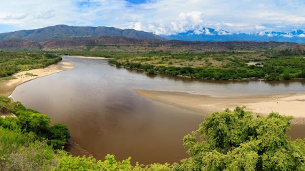 El río que exige justicia: el Magdalena, cuerpo de agua, testigo y víctima del conflicto armado colombiano