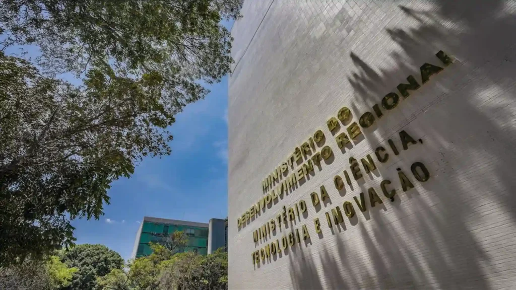 La Regresividad presupuestaria en políticas públicas de ciencia y tecnología de Brasil como una vulneración del derecho humano a la ciencia