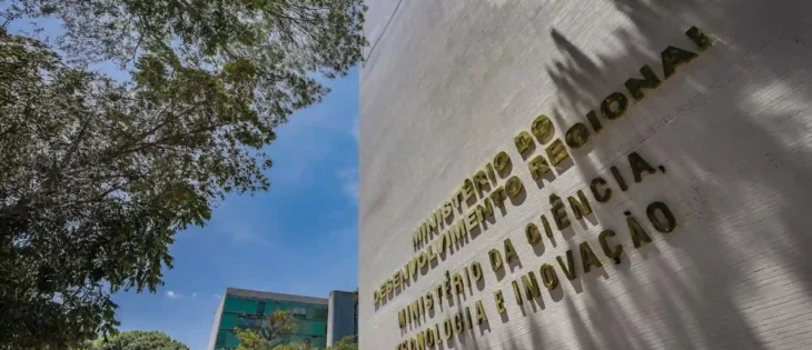 La Regresividad presupuestaria en políticas públicas de ciencia y tecnología de Brasil como una vulneración del derecho humano a la ciencia