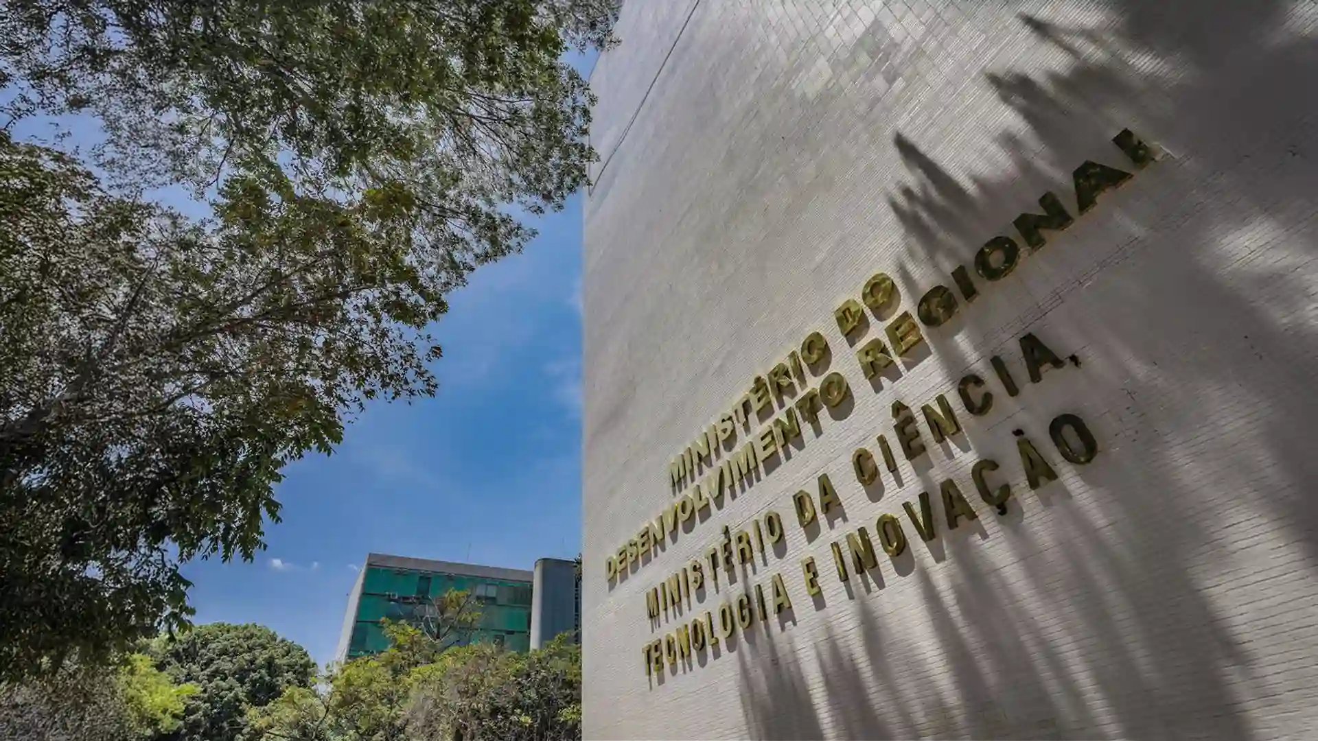 La Regresividad presupuestaria en políticas públicas de ciencia y tecnología de Brasil como una vulneración del derecho humano a la ciencia
