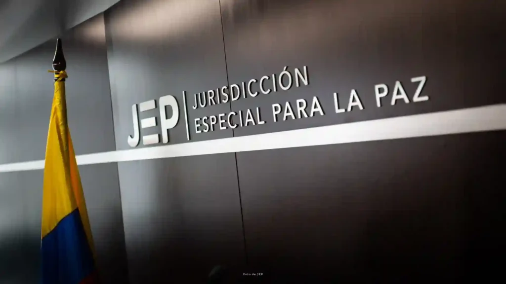 Primeras sentencias restaurativas por crímenes atroces: la justicia transicional colombiana en acción